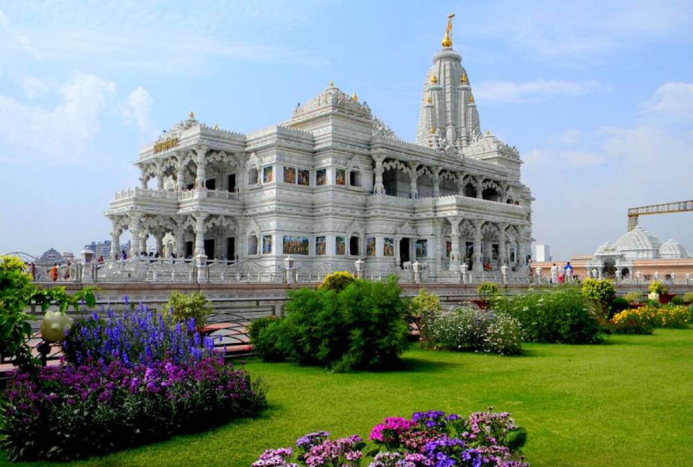 luxury hotels in vrindavan